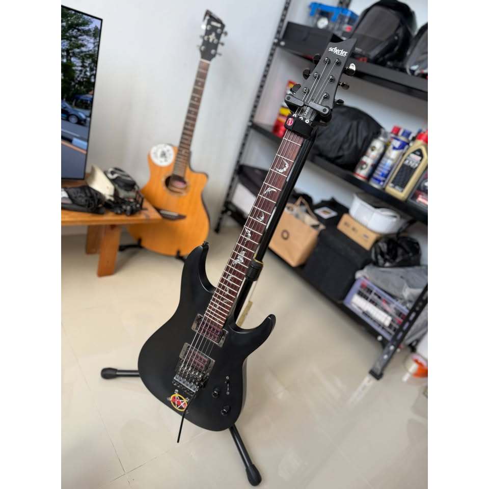 Schecter Damien-6 FR Satin Black