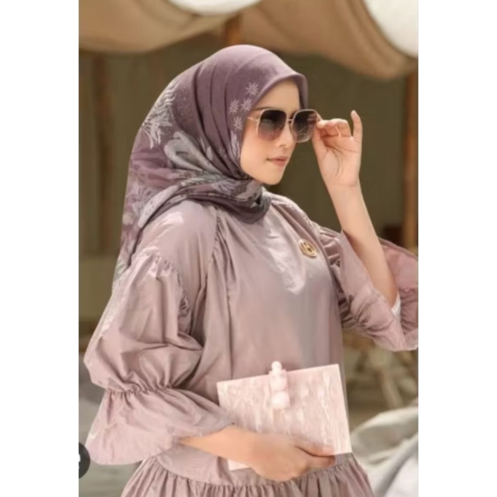 buttonscarves tropical exlended hana