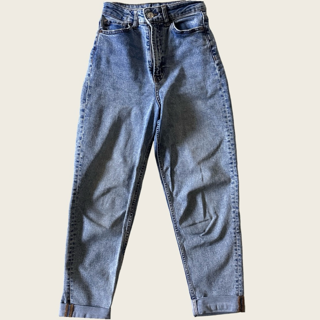 [PRELOVED] H&M DIVIDED Mom Jeans Size 32 Celana Wanita