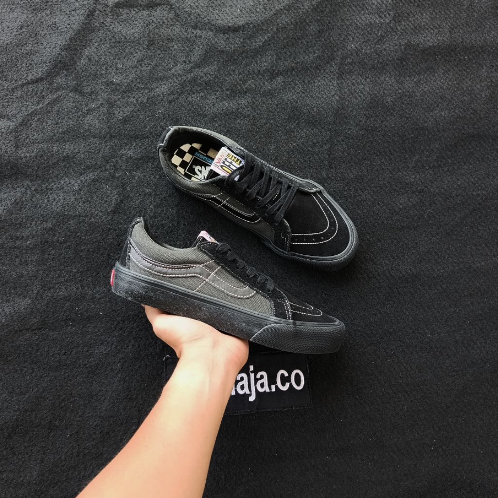 Vans UA Sk8-Low Reissue SF Black