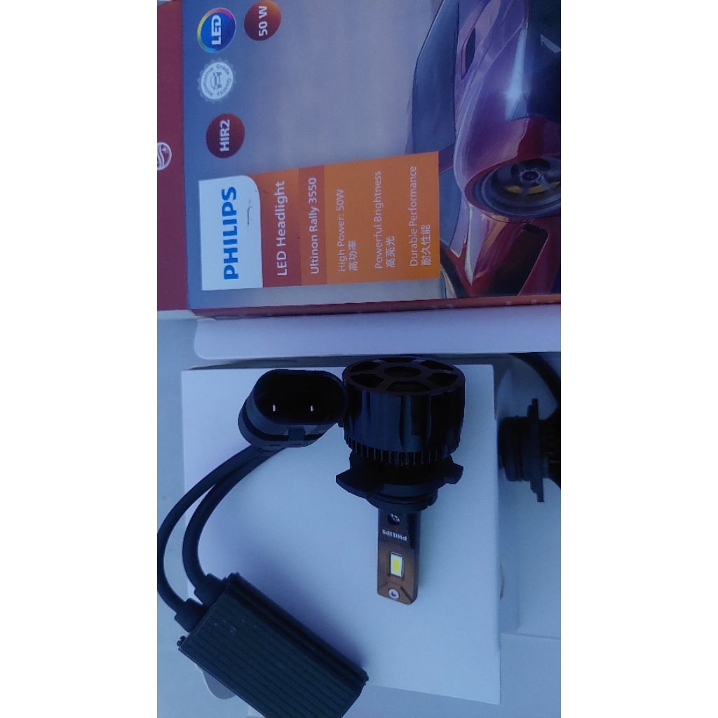 Lampu LED Philips Ultinon Rally 3550 sebulan pakai
