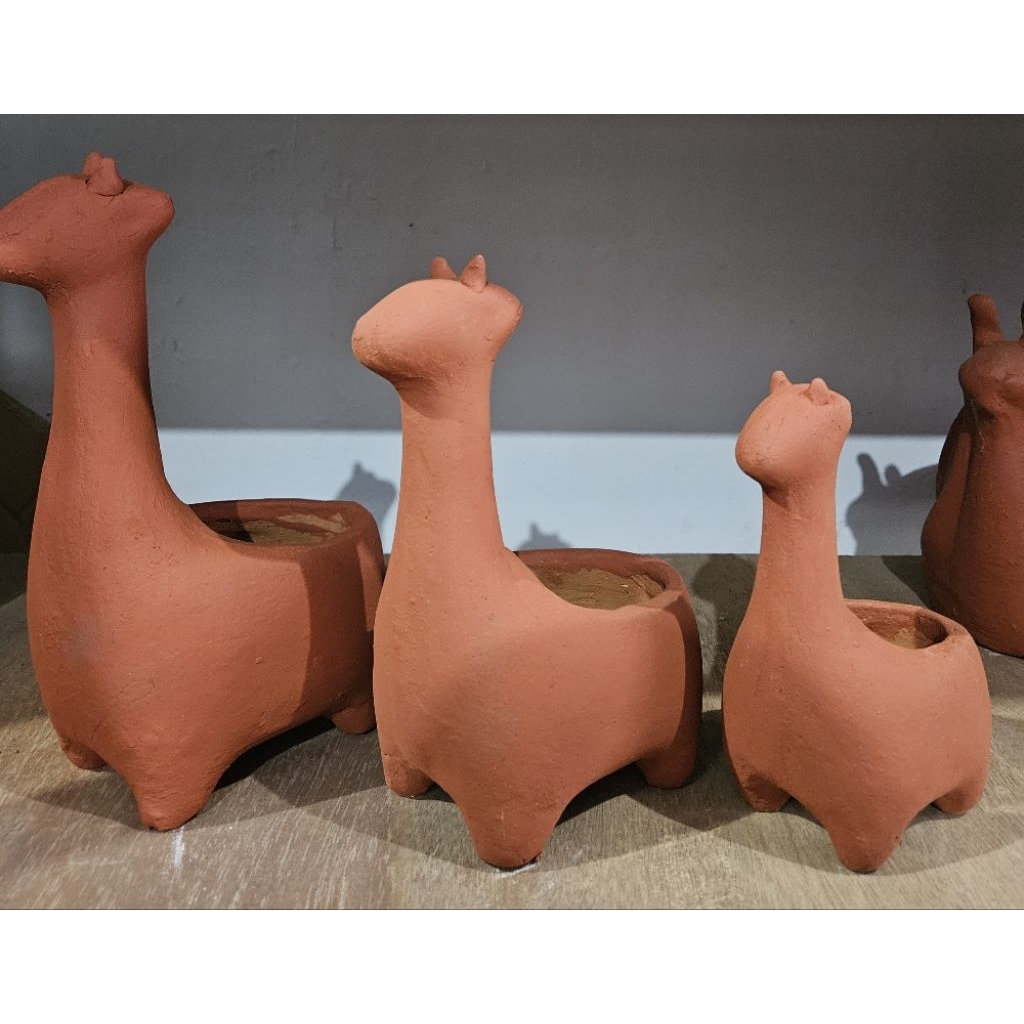 Pot Tanah Liat Jerapah / Pot Tanah Liat Karakter Hewan / Pot Jerapah / Pot Terakota / Pot Tanaman