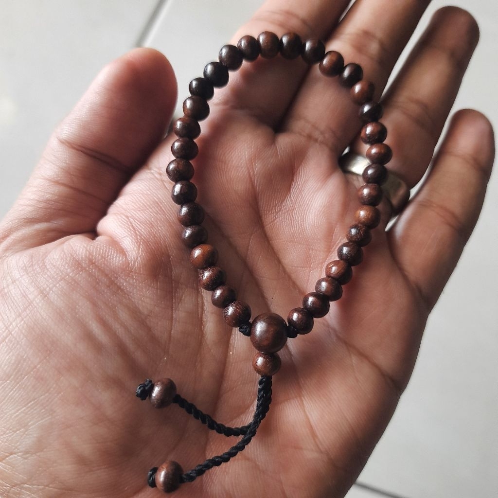Gelang Tasbih Kayu Gaharu Asli 33 Butir - Gelang Gaharu