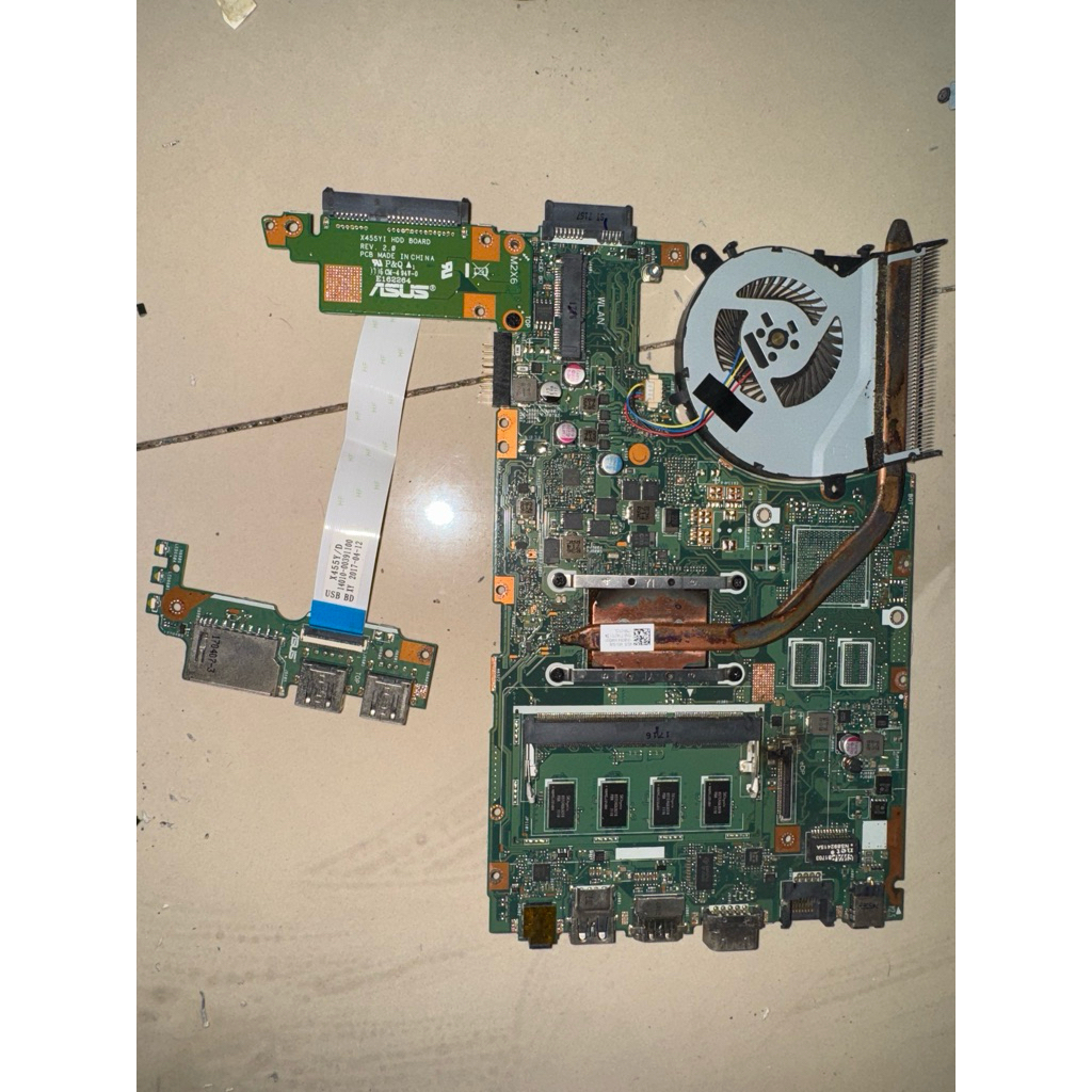 mainbord asus X454Y Amd A8 mainbord mati