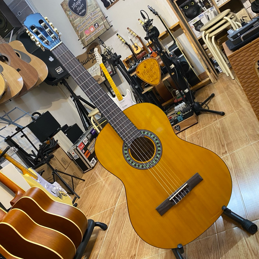 Gitar Klasik Nilon Espanola Original CG 510 Yellow with Trushrod