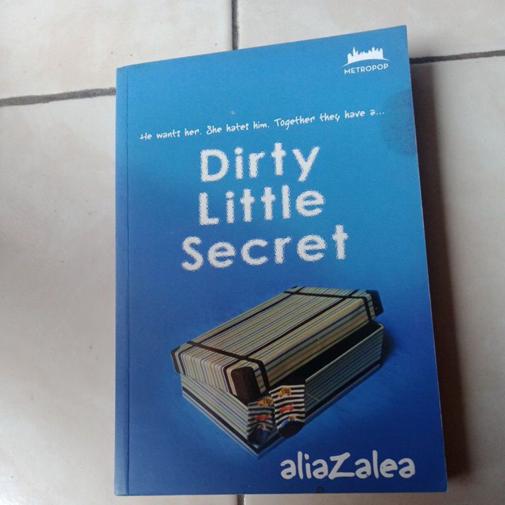 Buku Dirty little secret