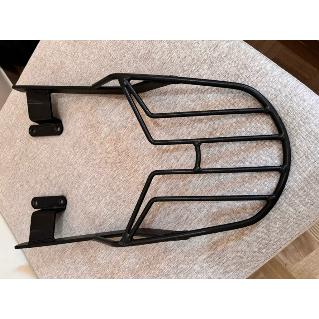 Bracket Box GiVi untuk Honda Tiger Revo