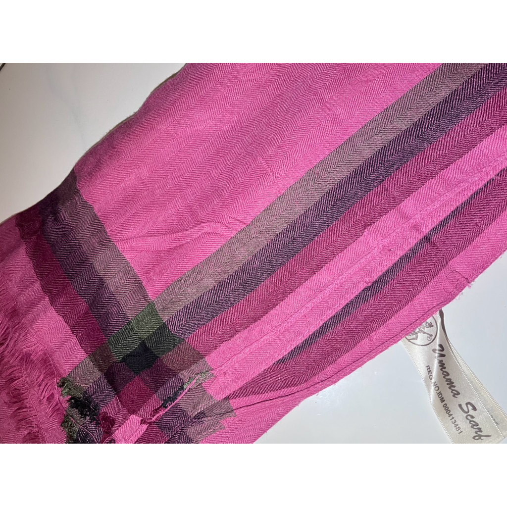 (prelove) hijab pashmina warna pink fanta