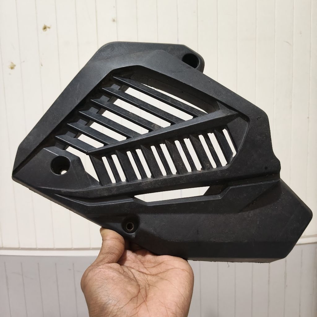 tutup kipas radiator vario 150 ORIGINAL copotan