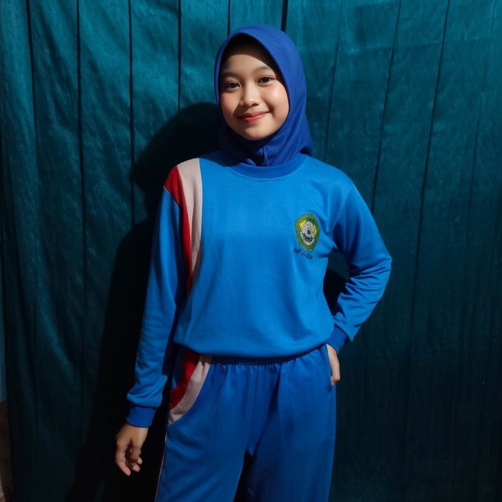 BAJU OLAHRAGA SMP PRELOVED