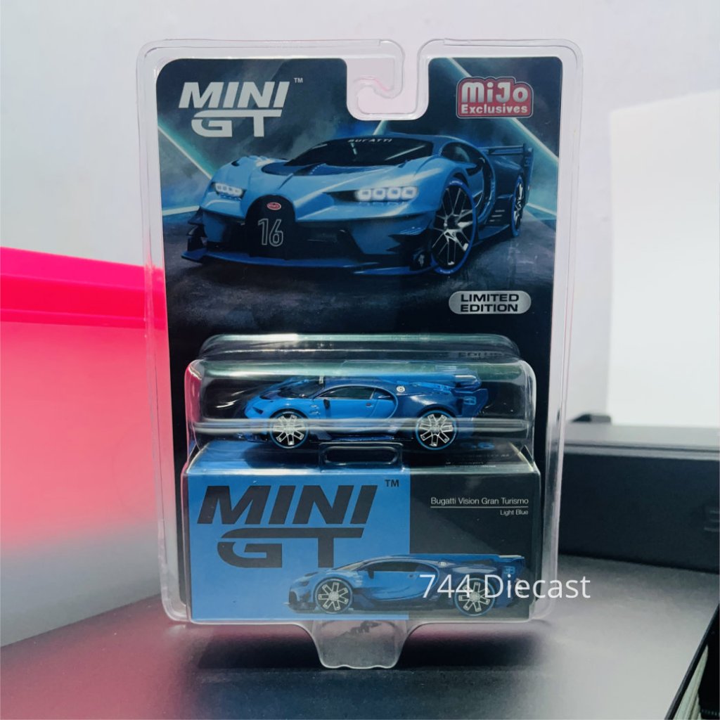 MINI GT 266 Bugatti Vision Gran Turismo Light Blue Blister (Segel)