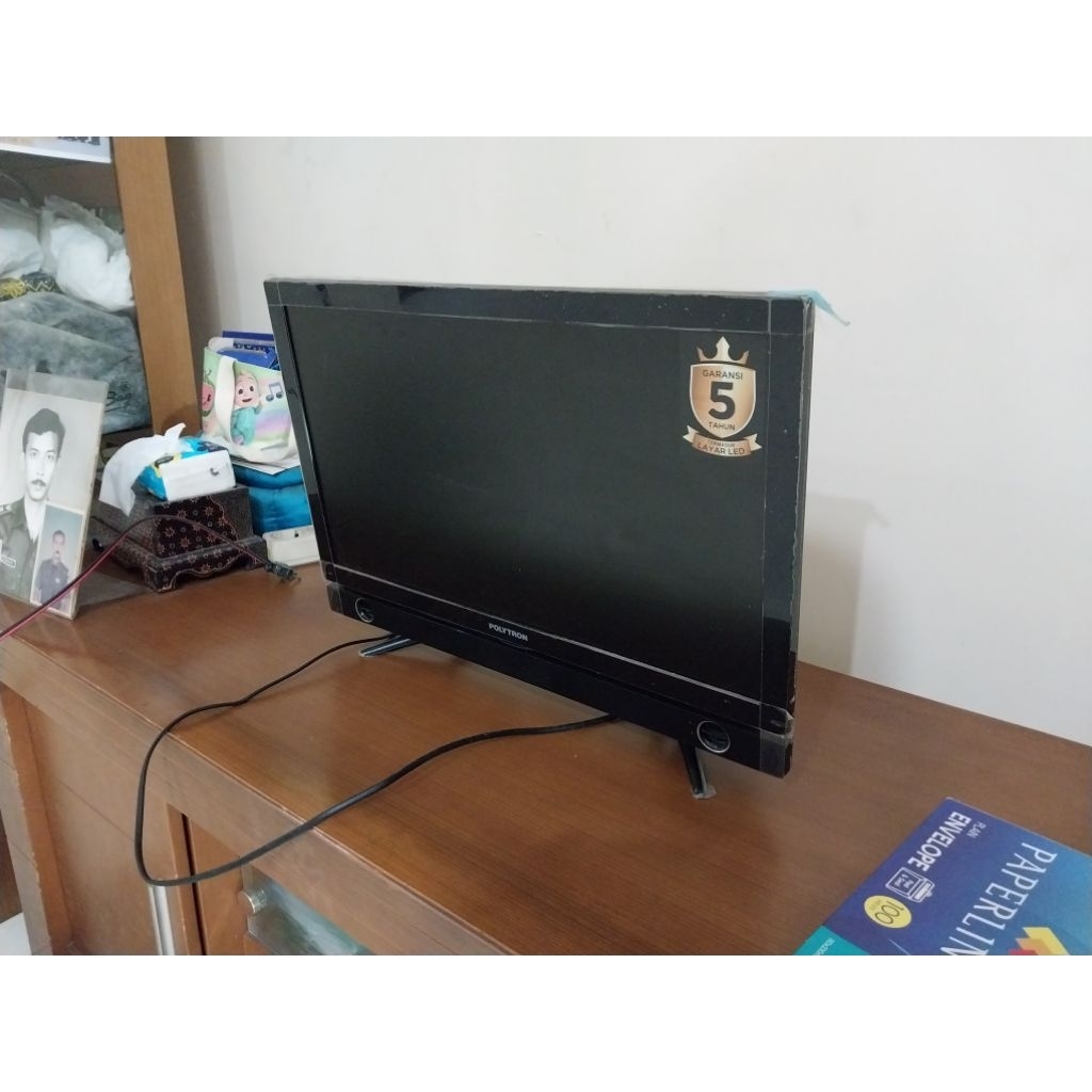 TV Polytron 22 inch