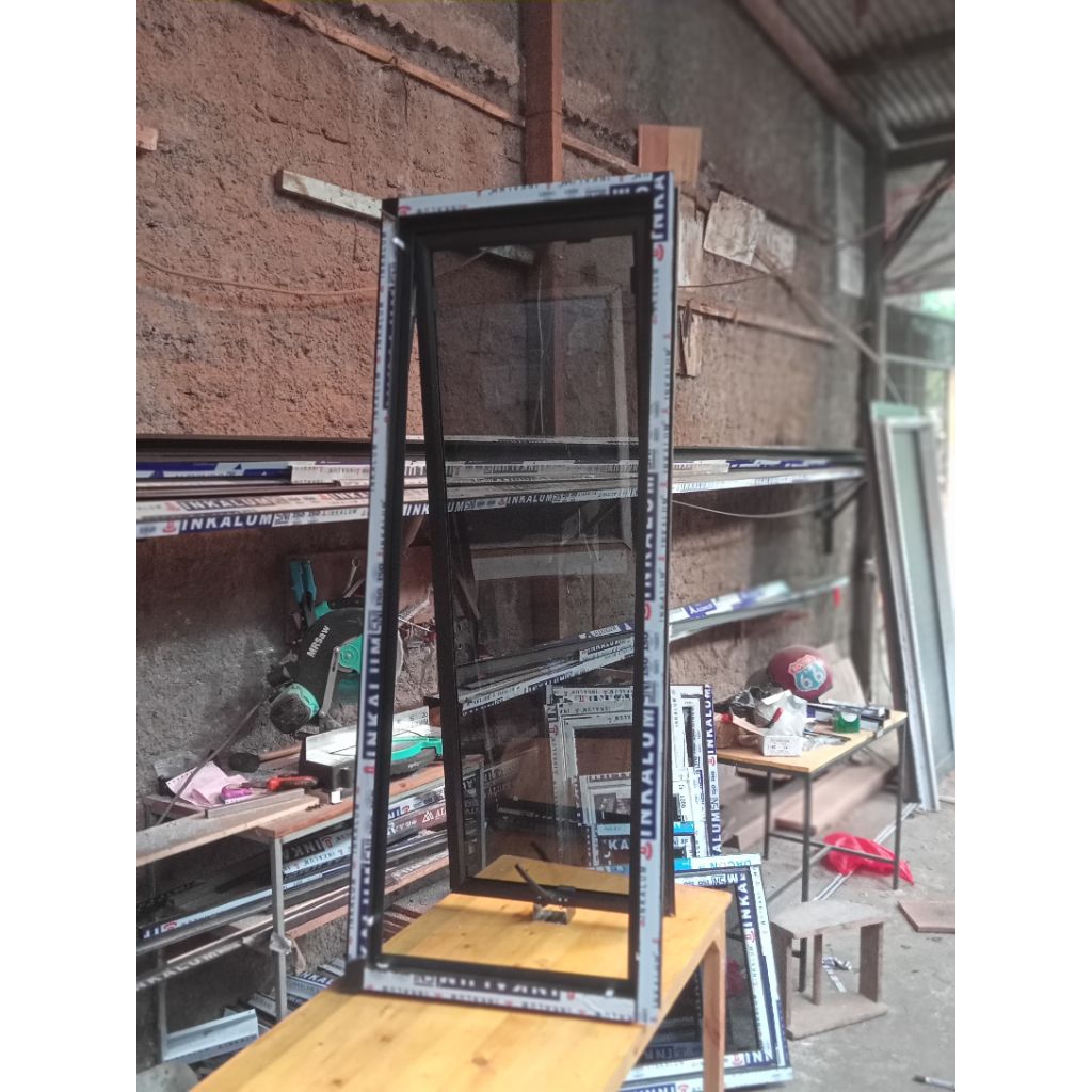 jendela aluminium 150cmX50cm inkalum
