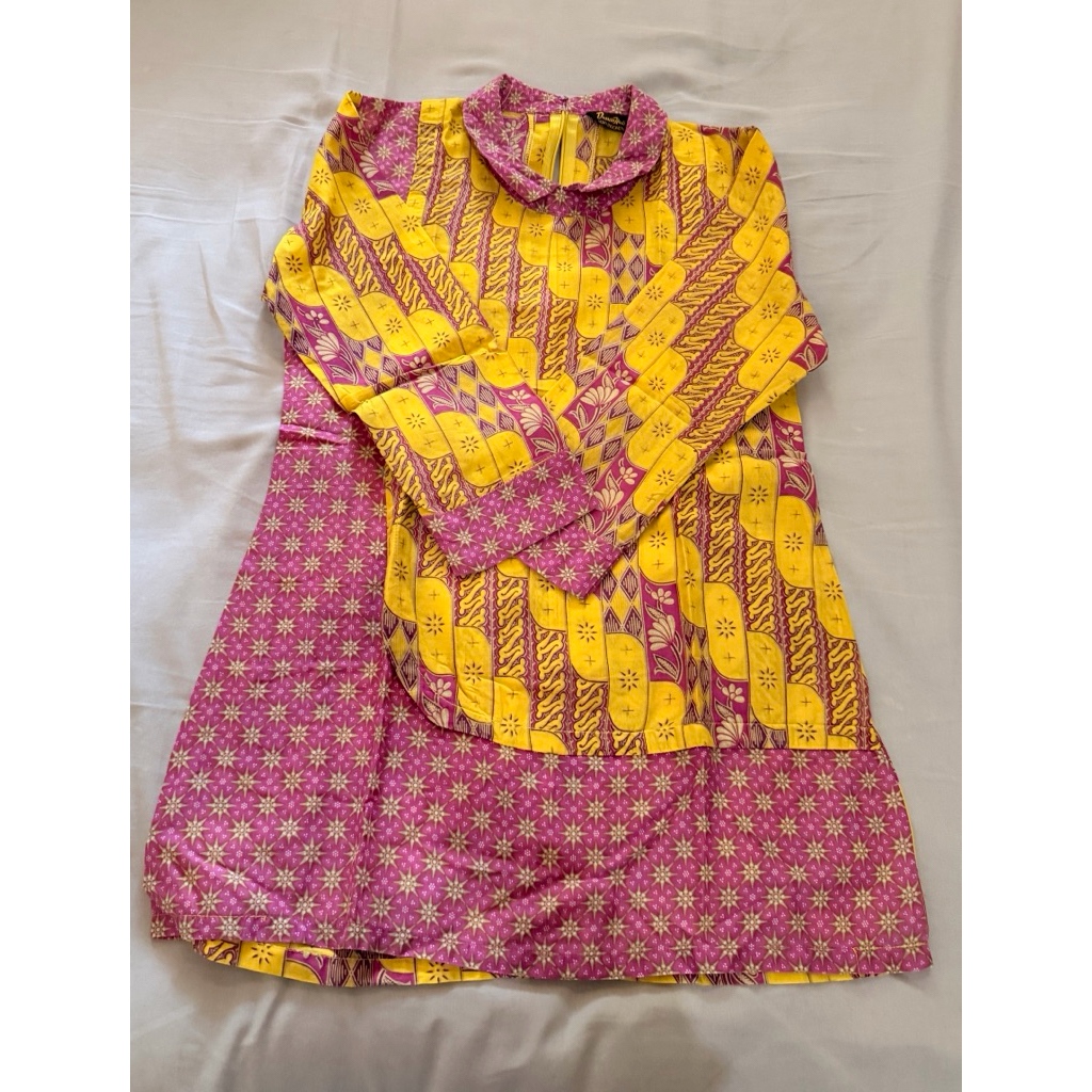 Danar Hadi Batik Wanita