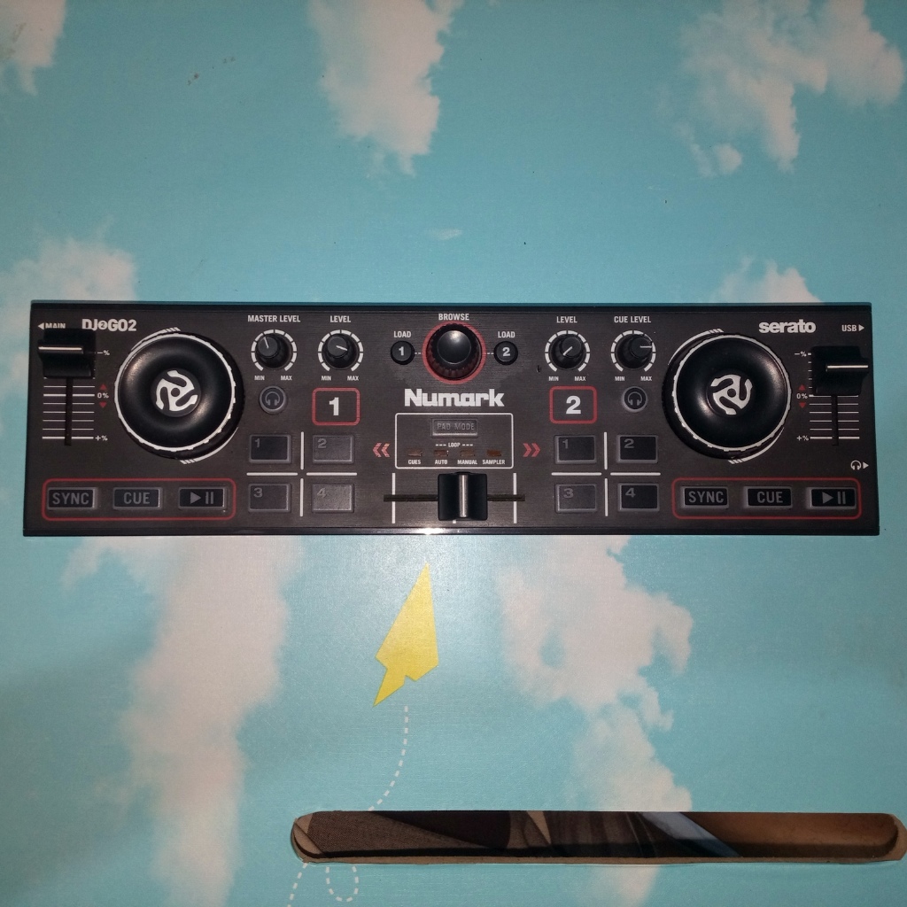 [NEGO] NUMARK DJ2GO2 Pocket DJ Controller with Audio Interface Second Original