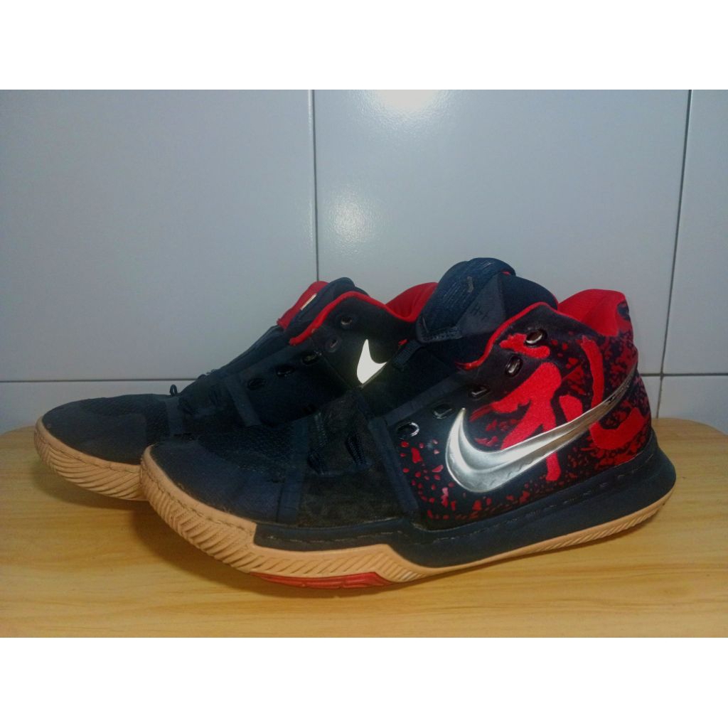 Nike Kyrie 3 Samurai Second
