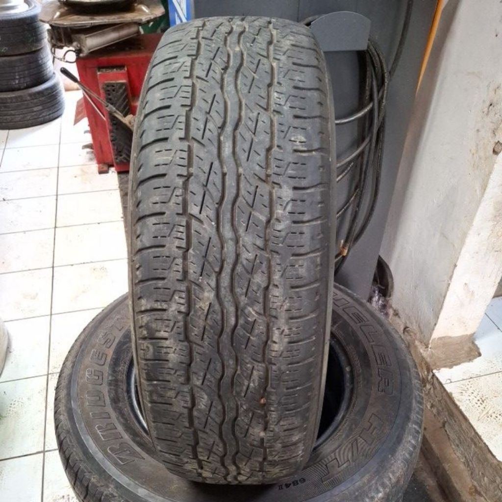 Ban copotan BRIDGESTONE DUELER HT 225 65 R17