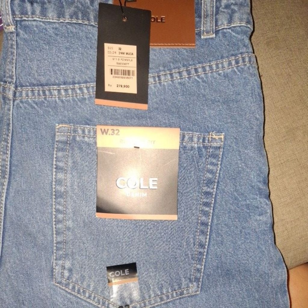 celana jeans Cole size 32