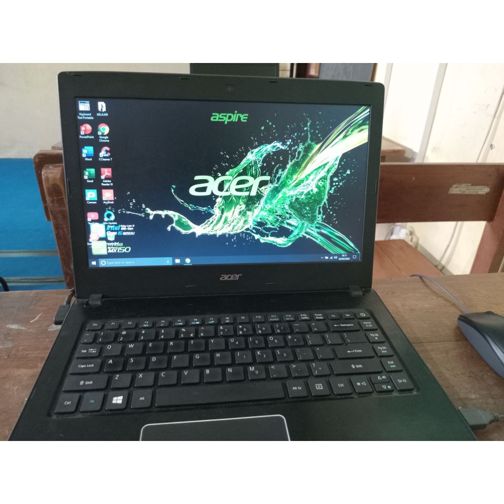 Acer Travelmate Core i3