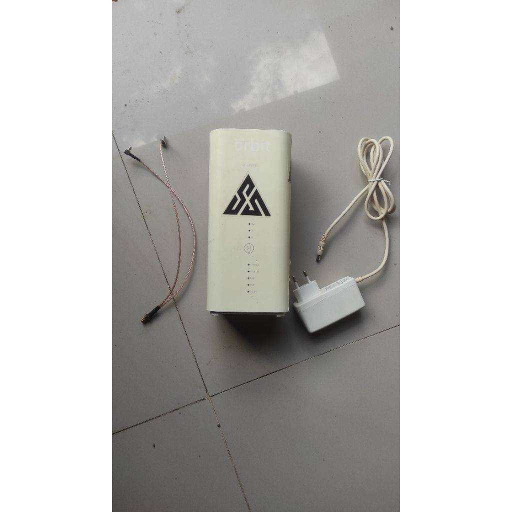 Modem Orbit Max B818-263