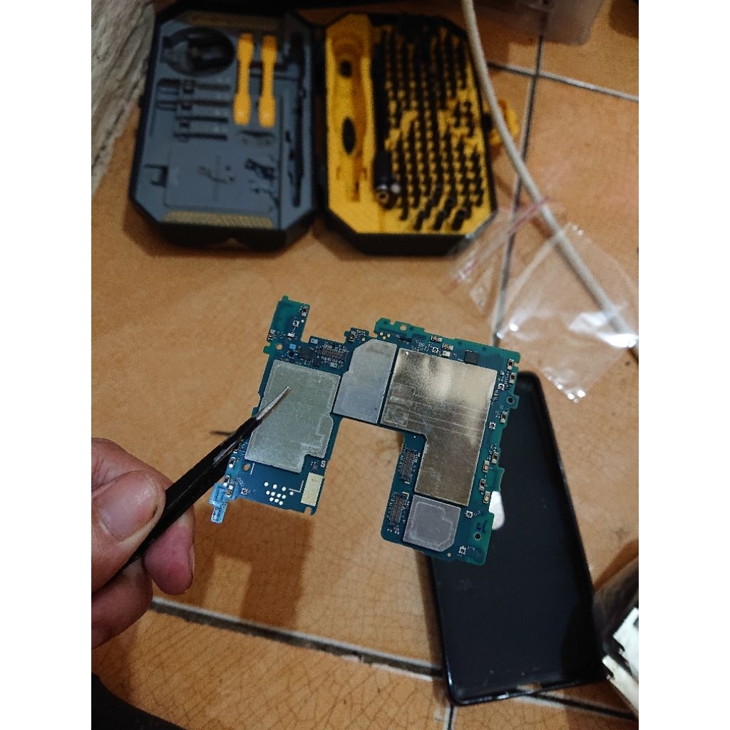 Mesin Sony Xperia XZ2 premium all operator