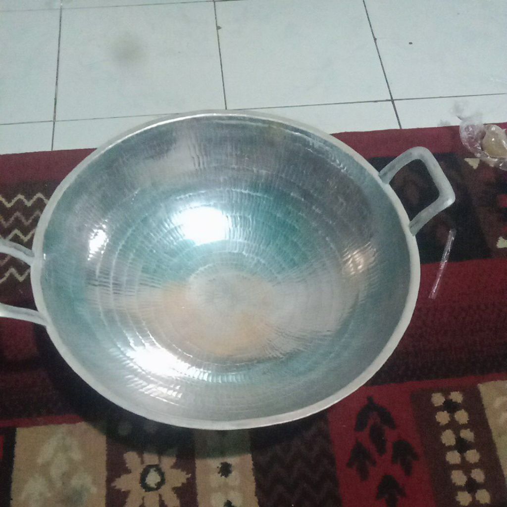 wajan aluminium  anti lengket hemat minyak