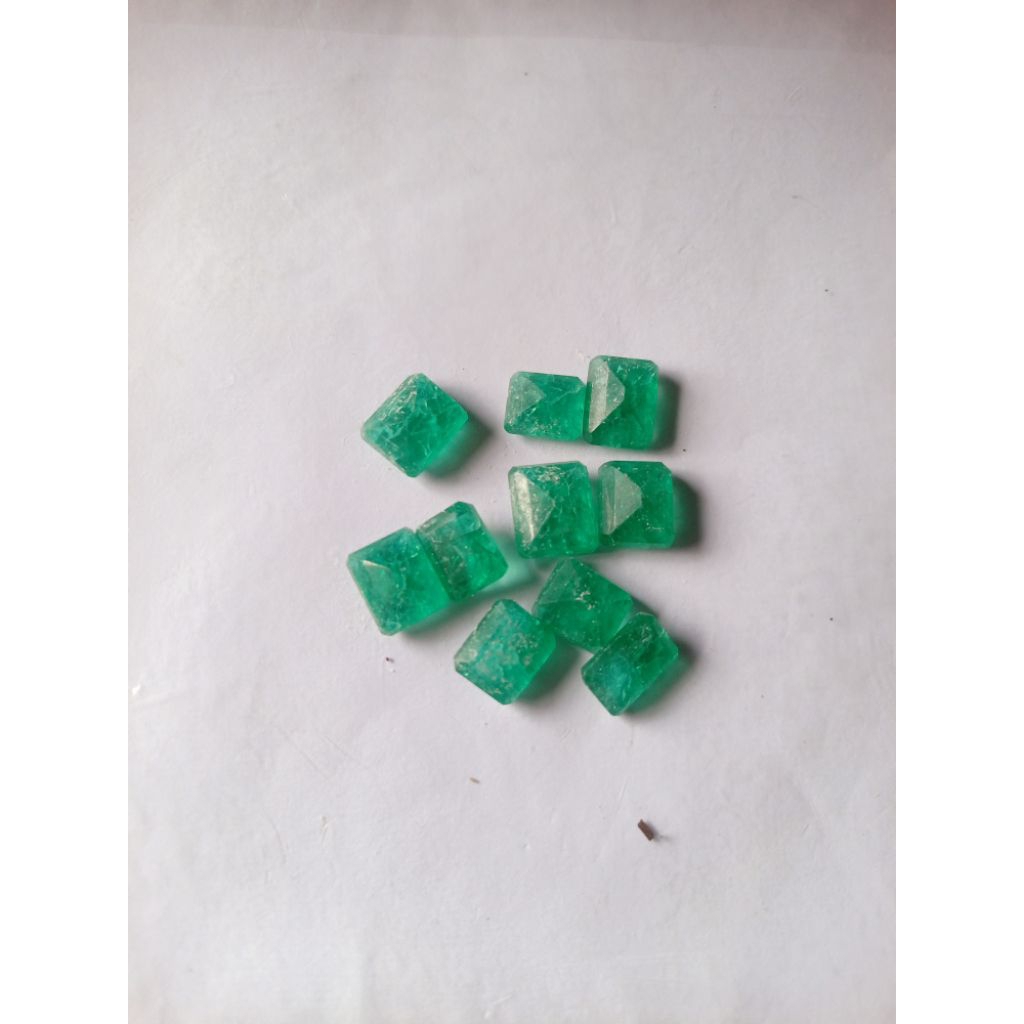 batu jamrud