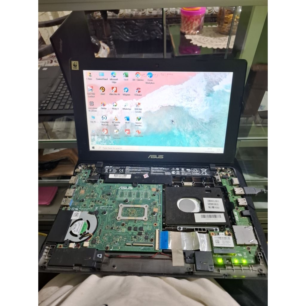 MOTHERBOARD / MESIN / MAINBOARD COPOTAN ORIGINAL ASUS X200M