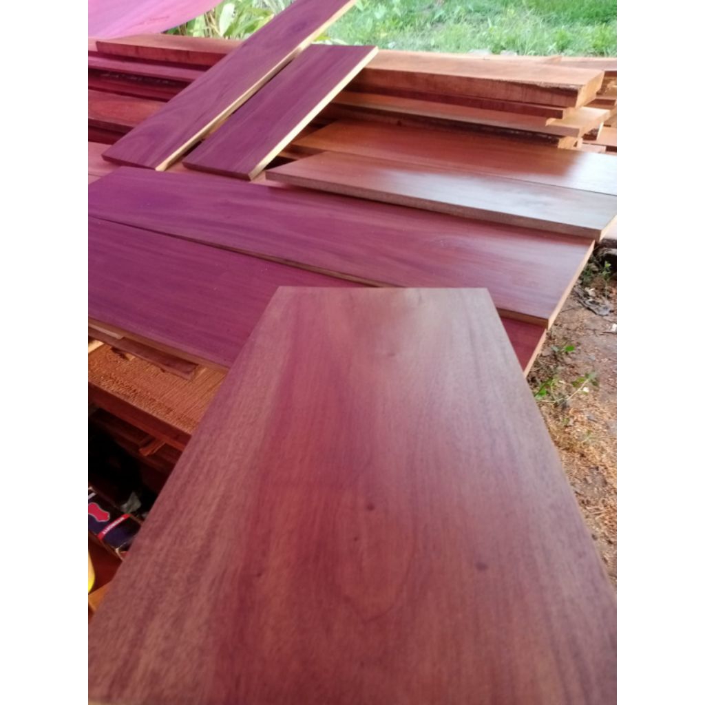 Rak ambalan kayu mahoni..