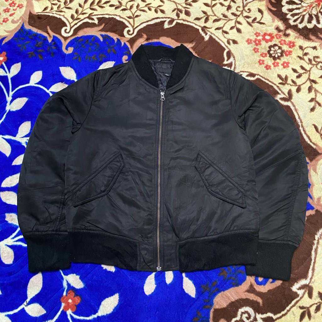 jacket bomber uniqlo