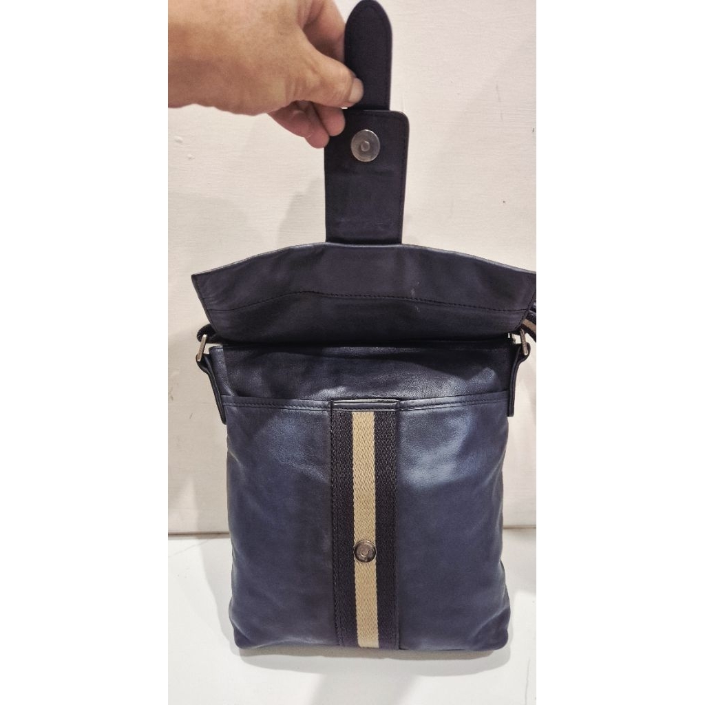 Sling bag / Tas sandang Bally navi (second)