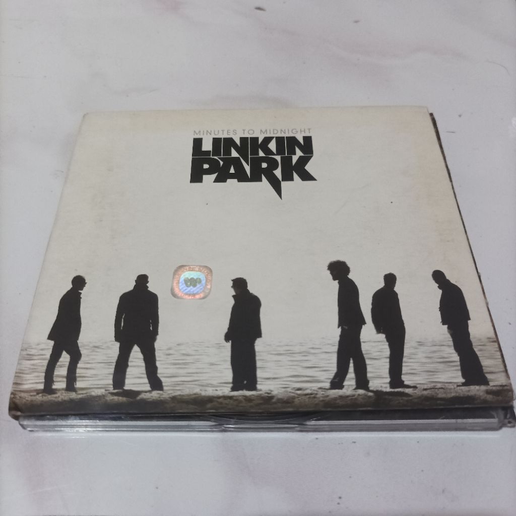 Original CD Audio Music Band Linkin Park Album Minutes to Midnight