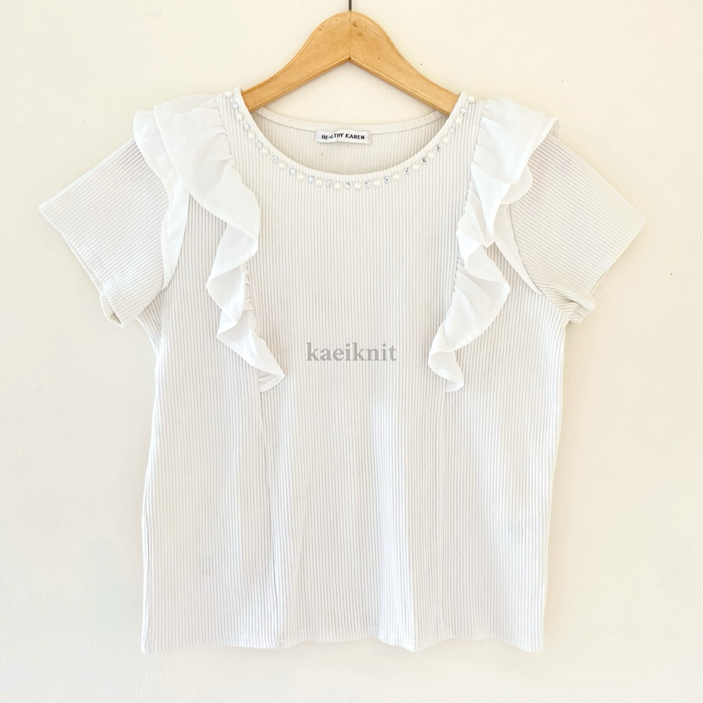 Broken White Knit Top Rajut Ruffle Healthy Karen