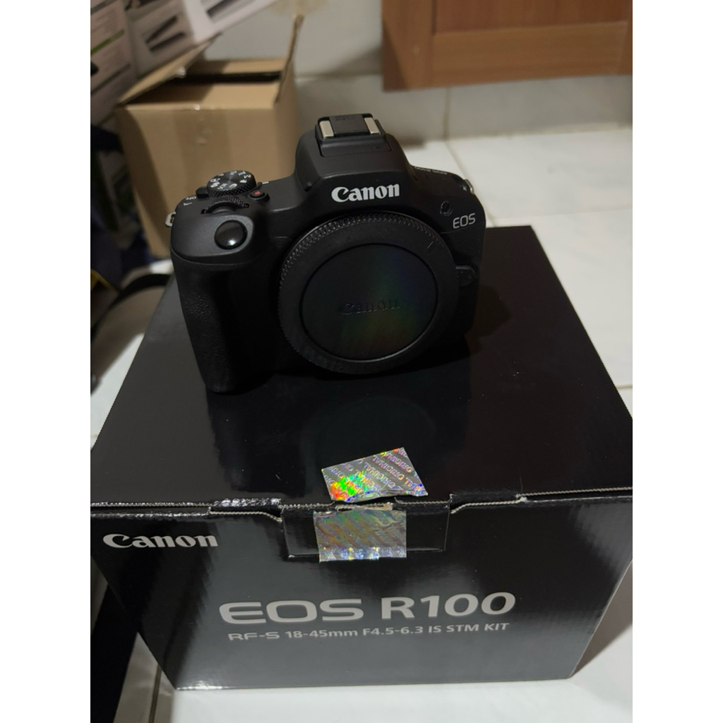 kamera mirrorless canon R100 second body only, pemakaian pribadi