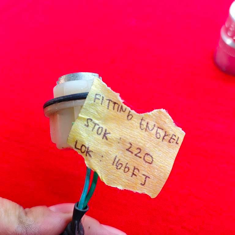 (166FJ) FITTING ORI ENGKEL FITING sein rem motor mobil universal lampu led bohlam kaki 1 k1