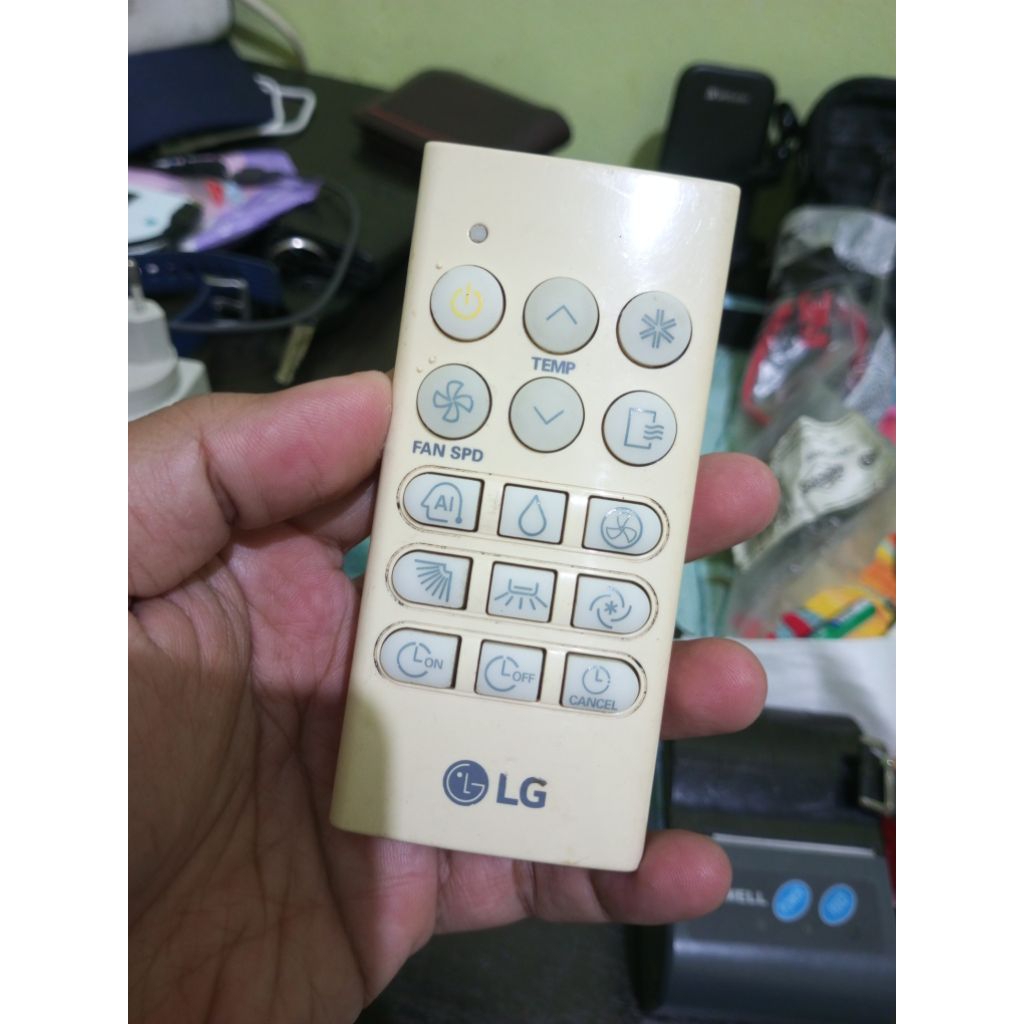 AC remote LG original (AKB73215610)