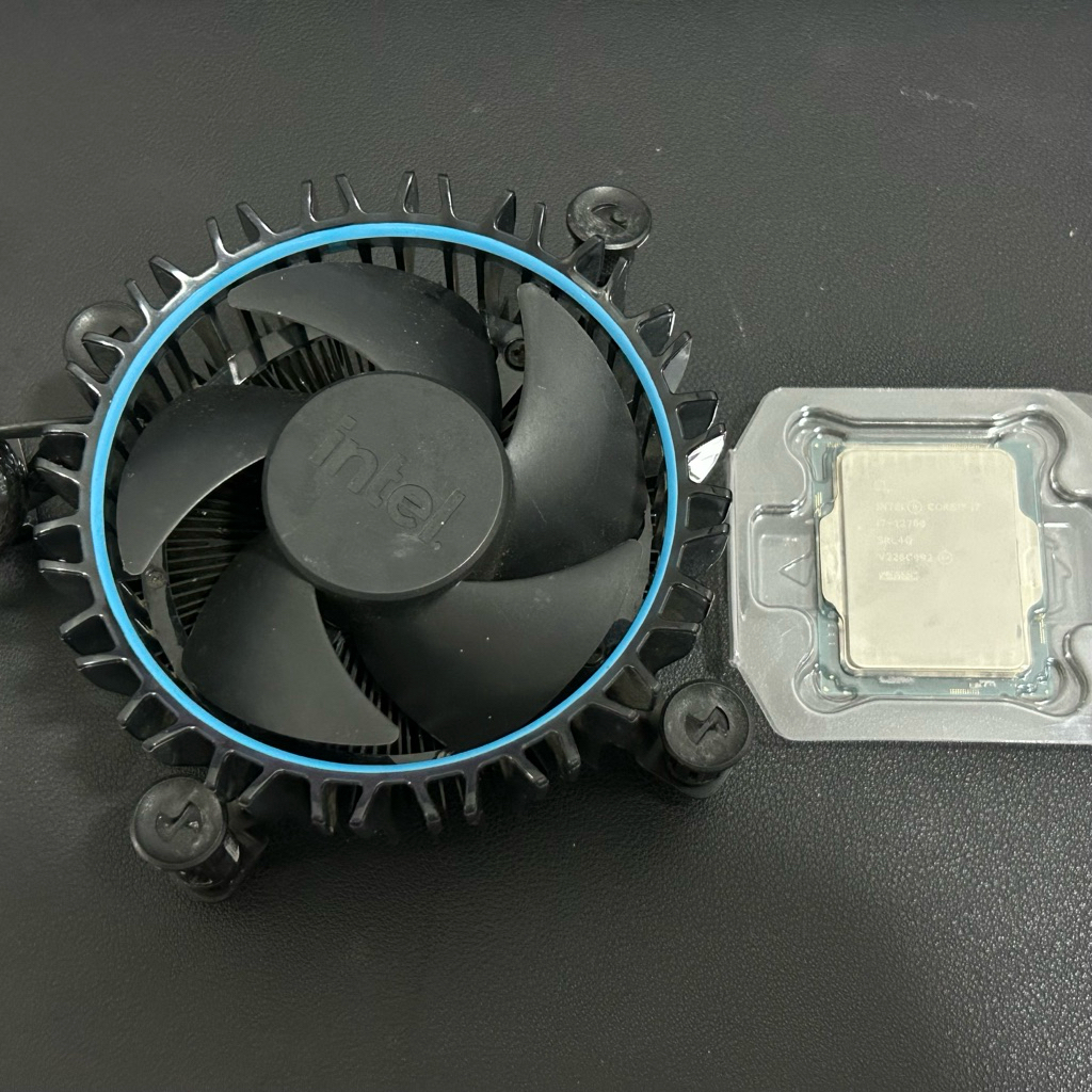 intel i7 12700