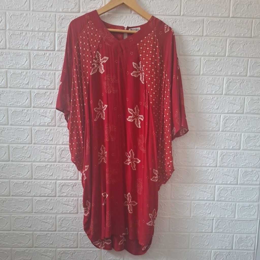 (PRELOVED) Minidress Wanita Batik Keris Warna Merah
