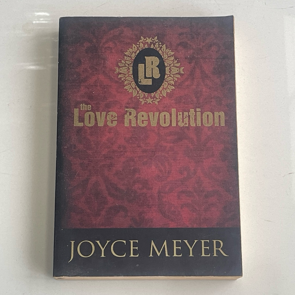 Buku THE LOVE REVOLUTION by JOYCE MEYER