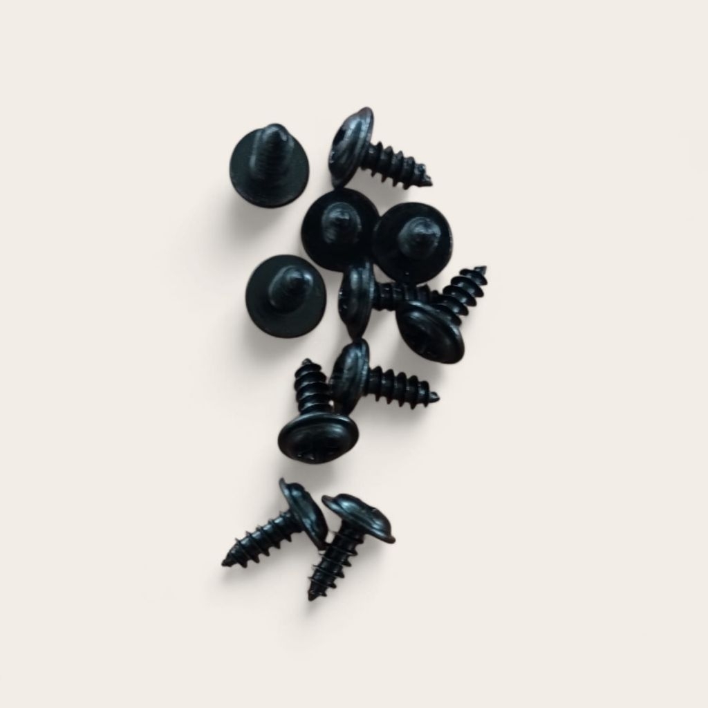 Sekrup ts at jt Hitam kecil M3x1cm / inch 6x3/8 sekrup hitam payung (isi 250pcs)