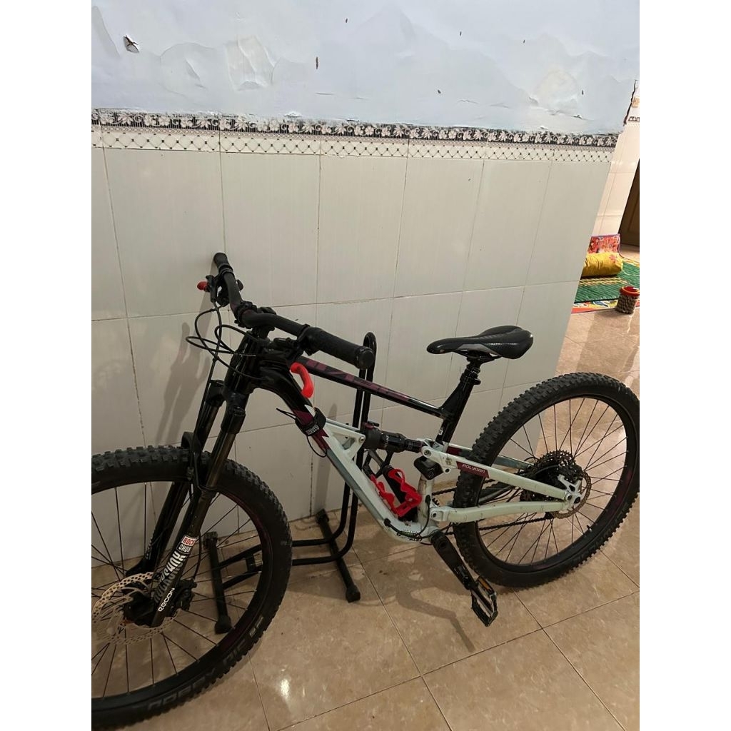 Polygon siskiu d7 ukuran 27.5 M second