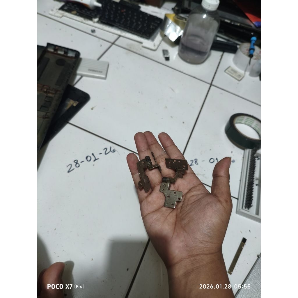 engsel laptop asus x441 x441s x441n x441b x441u ori