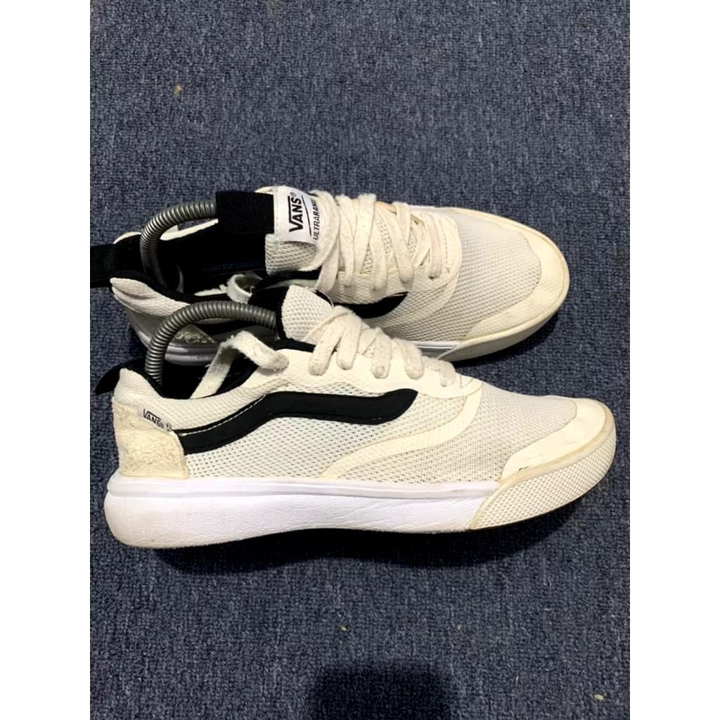 vans ultrarange