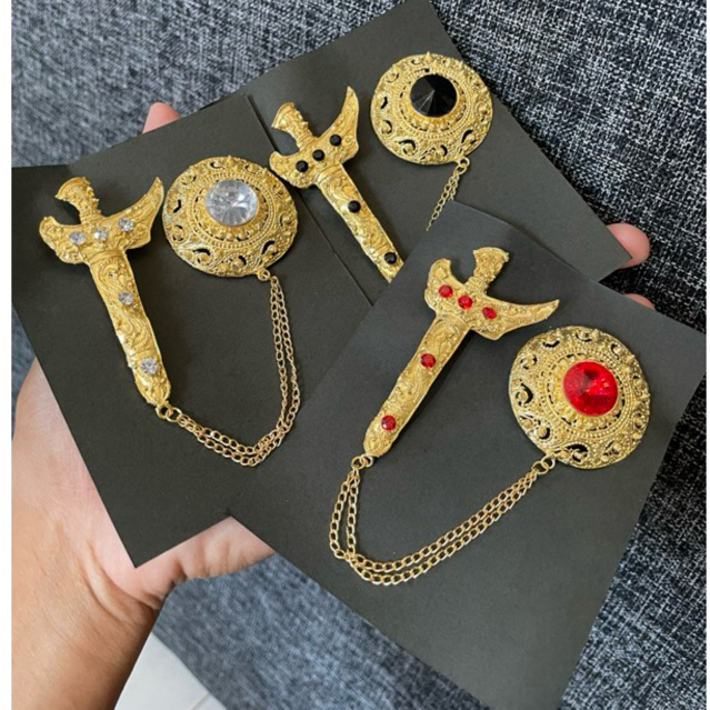 bros keris tameng pria / bros keris