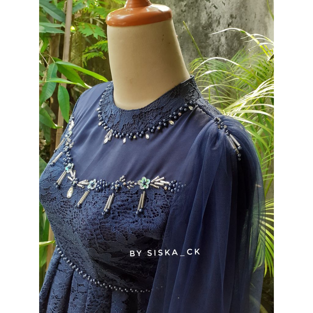 Custom Penjahit Kebaya Lamaran & Wisuda | Terima Jahit Segala Model Kualitas Premium