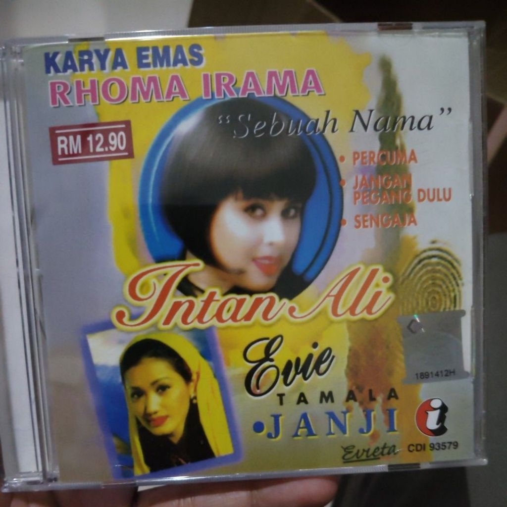 cd import intan ali dan evie tamala