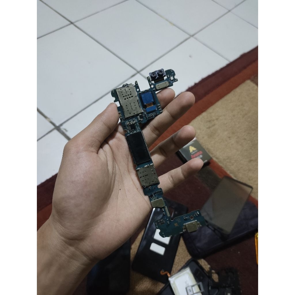 Mesin Samsung A8 Plus Matot