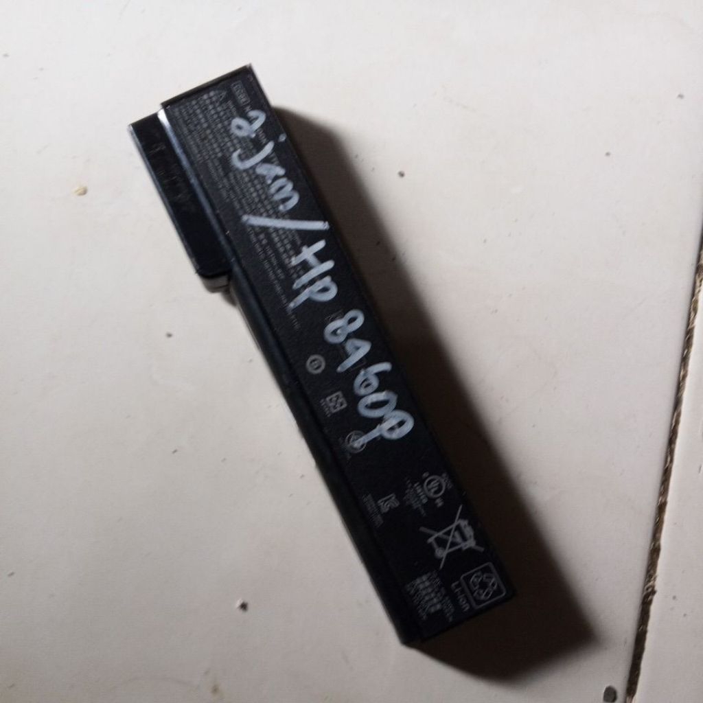 Baterai Laptop HP Elitebook 8460P Second