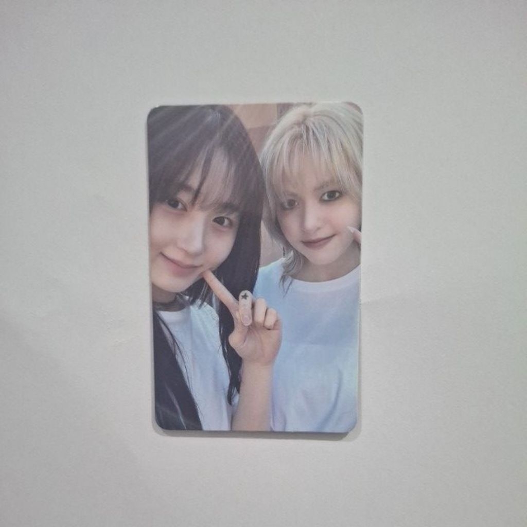 Photocard Official Nmixx Haewon-Lily stick out