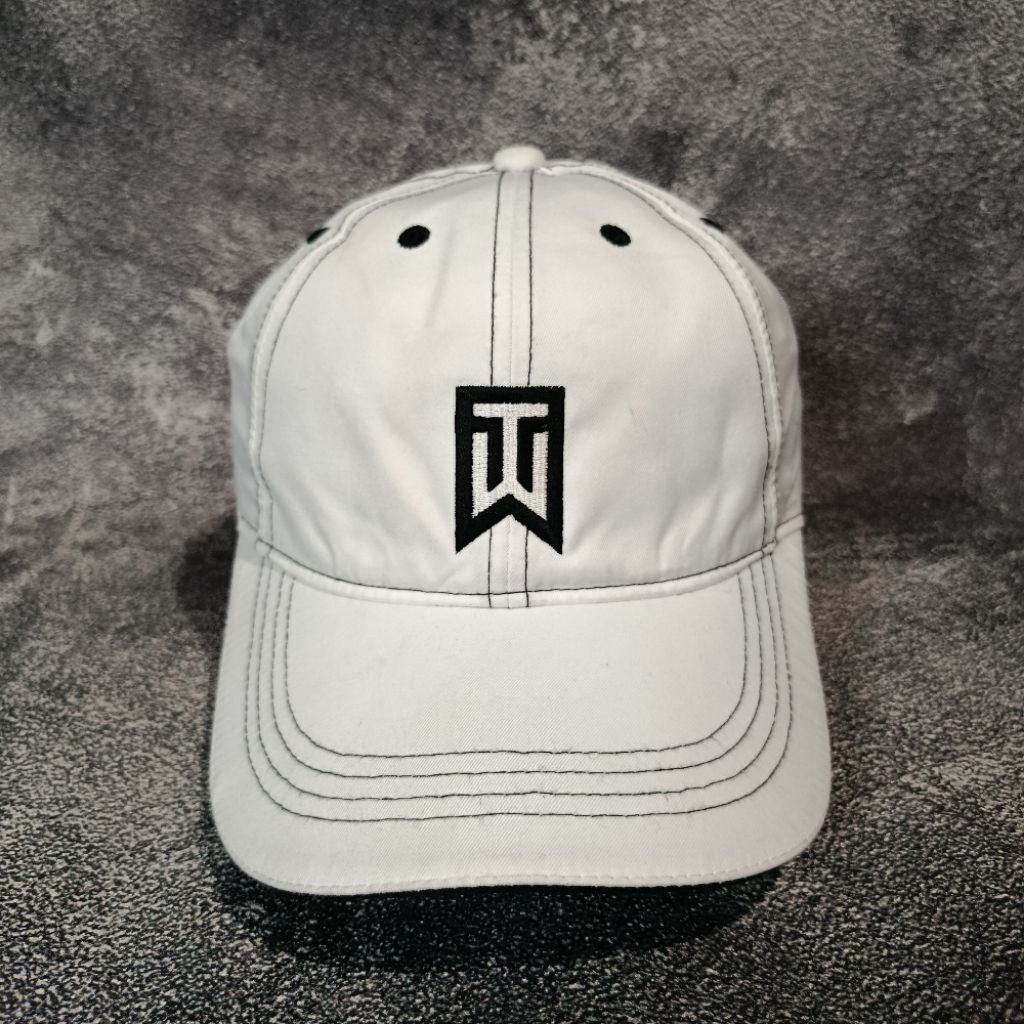 Digidegu Topi NIKE Tiger Woods